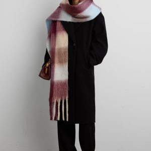 PATTERNED SCARF WITH TASSELS